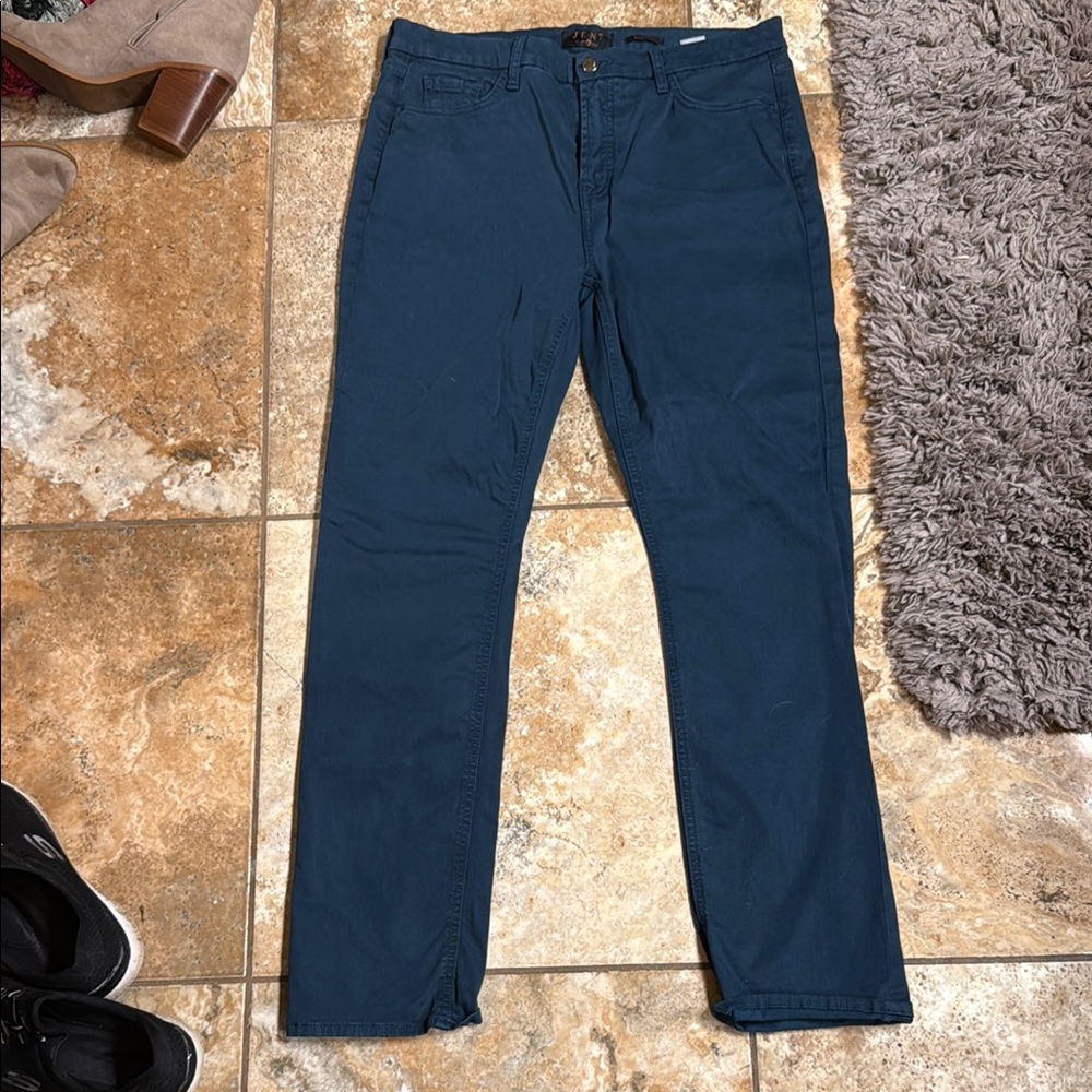 Women's Skinny Jeans in Navy